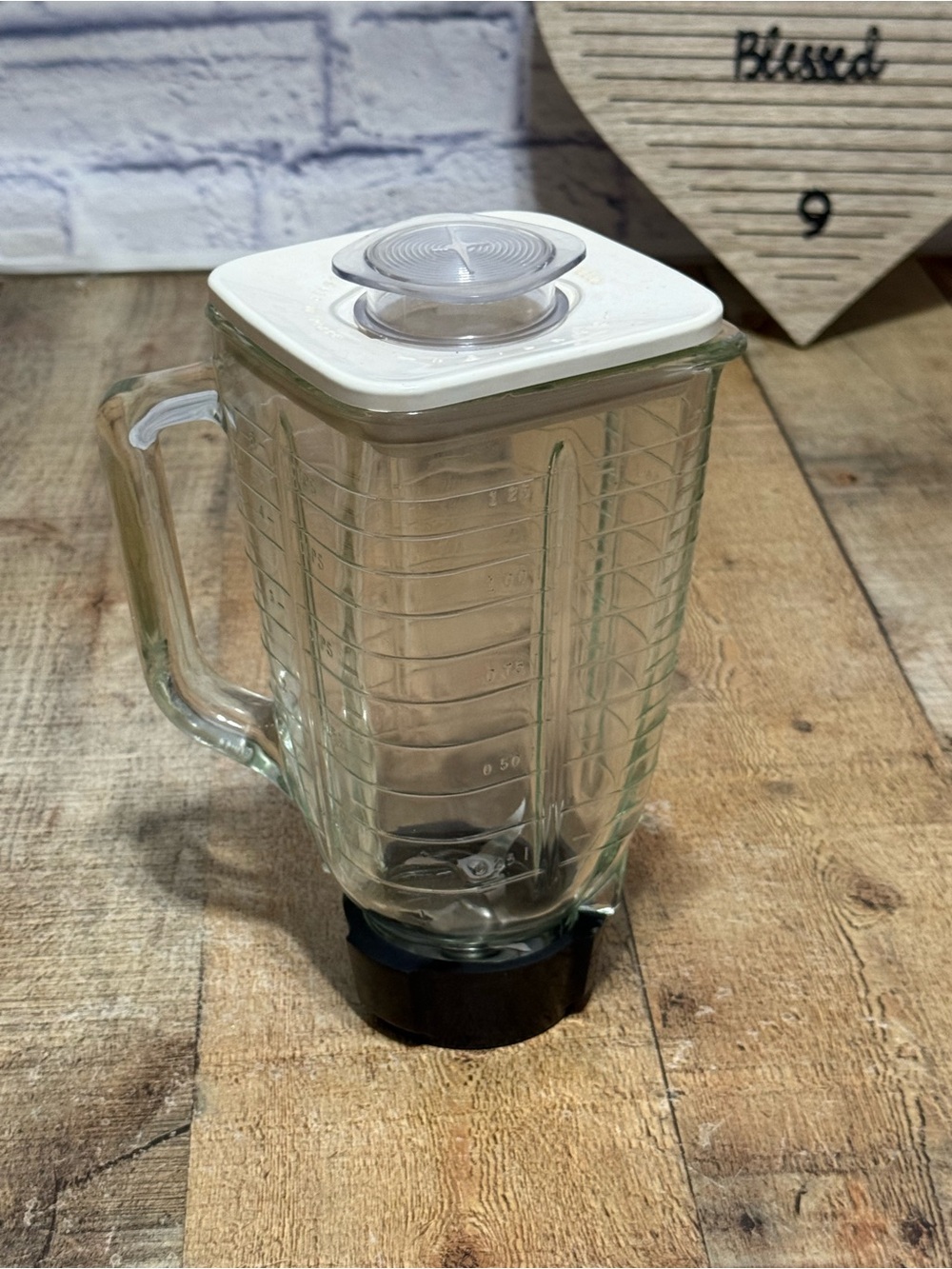 Oster Kitchen Center Glass Blender 5 Cup Vintage Jar  Replacement USA 
Pre owned